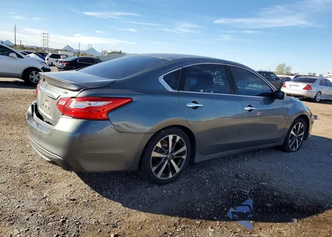 2016 Nissan Altima 2.5 из США, поврежденный, VIN 1N4AL3AP8GN355946